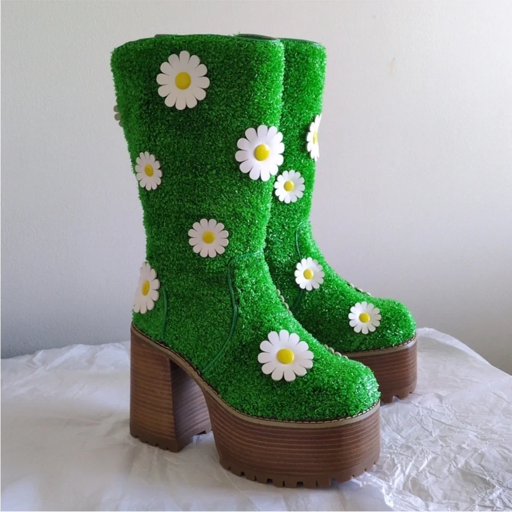 IT’S ALWAYS GREENER PLATFORM HEELED BOOTS  DELIA*S BY DOLLS KILL WOMENS 7 RARE!!